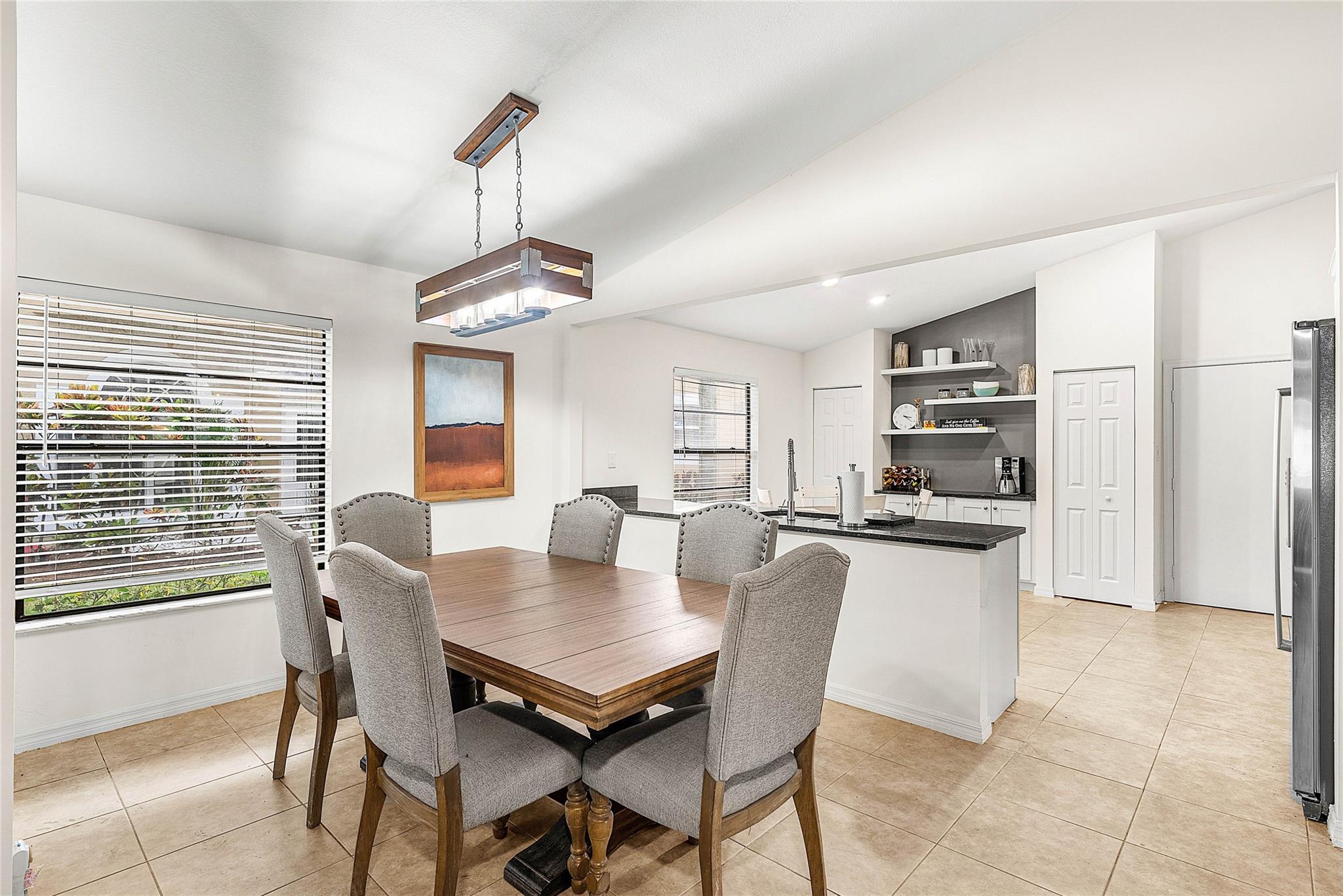 FAIRFIELDS LACUNA 3 - Residential Lease