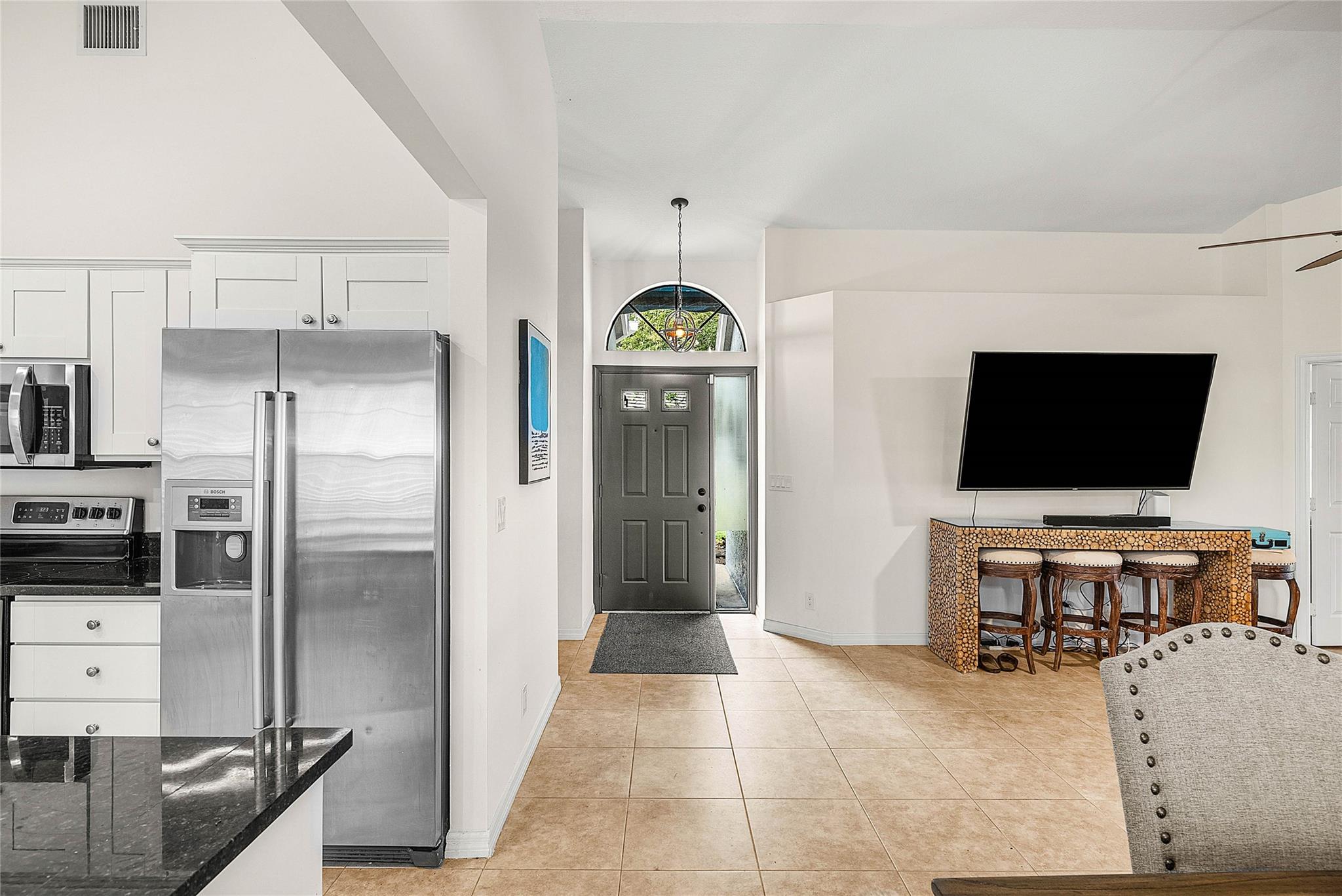 FAIRFIELDS LACUNA 3 - Residential Lease