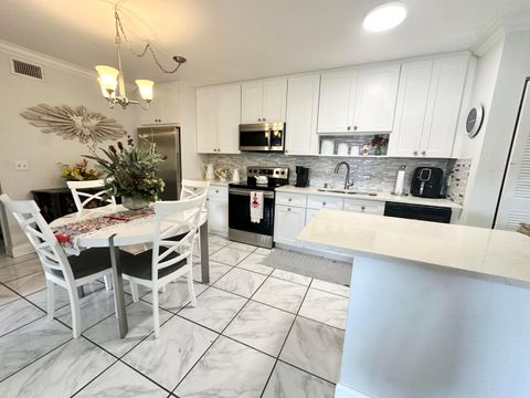Tiny photo for 588 Trace Circle #211, Deerfield Beach, FL 33441 (MLS # B26050595)
