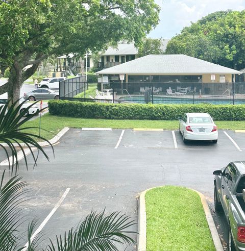 Tiny photo for 588 Trace Circle #211, Deerfield Beach, FL 33441 (MLS # B26050595)
