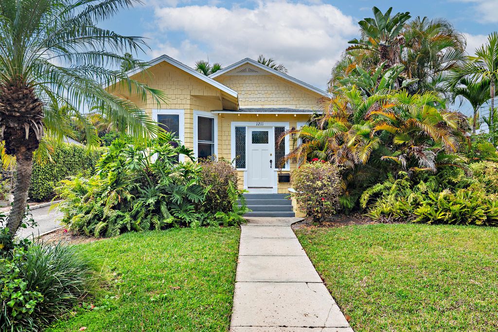 Photo of 1211 Florida Avenue, West Palm Beach, FL 33401 (MLS # R11166840)