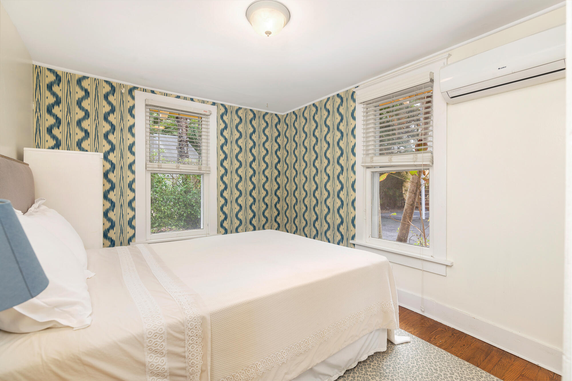 MOSS & HEISLER - Residential