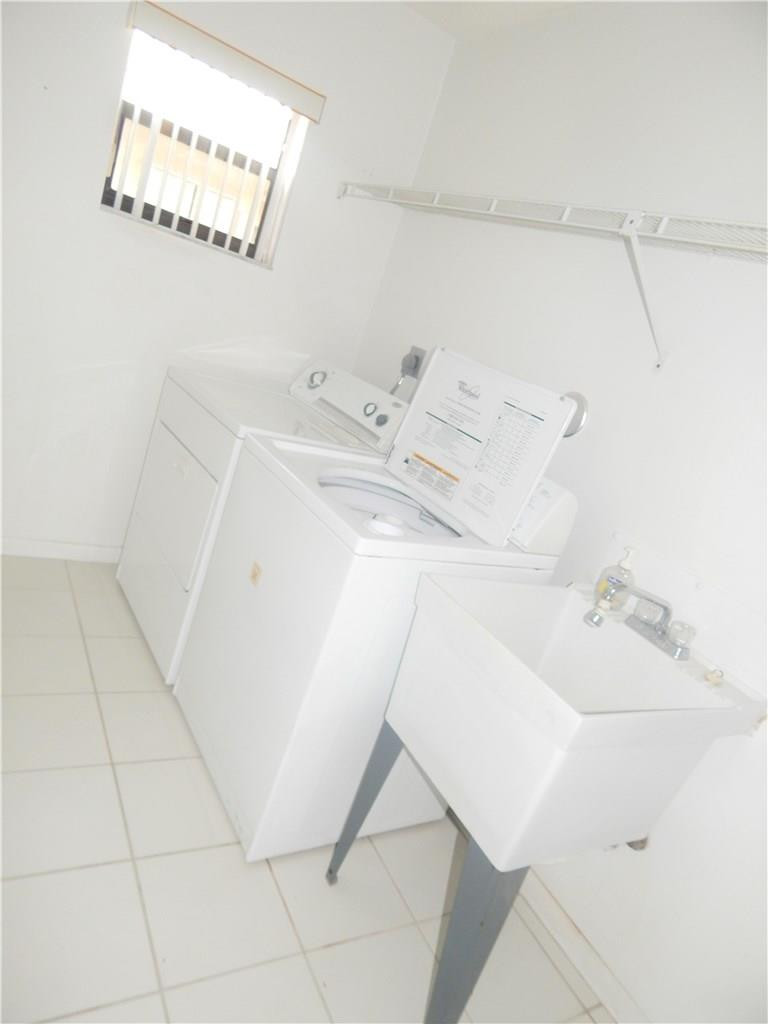 Springs Gateway 127-17 B - Residential Lease