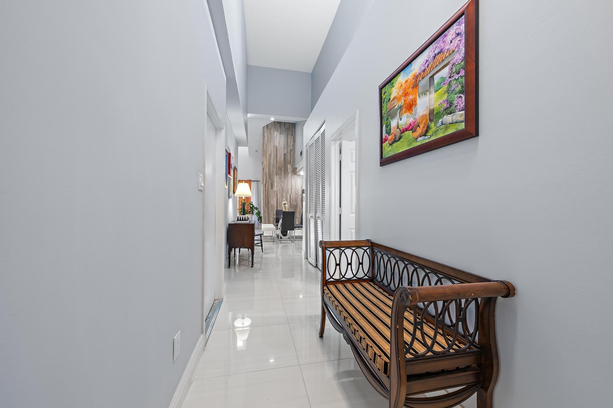 227 N Lakeshore Drive