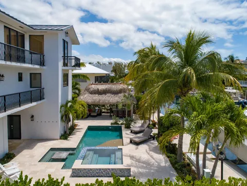 117 Buena Vista Court, Islamorada, FL MLS: R11074943