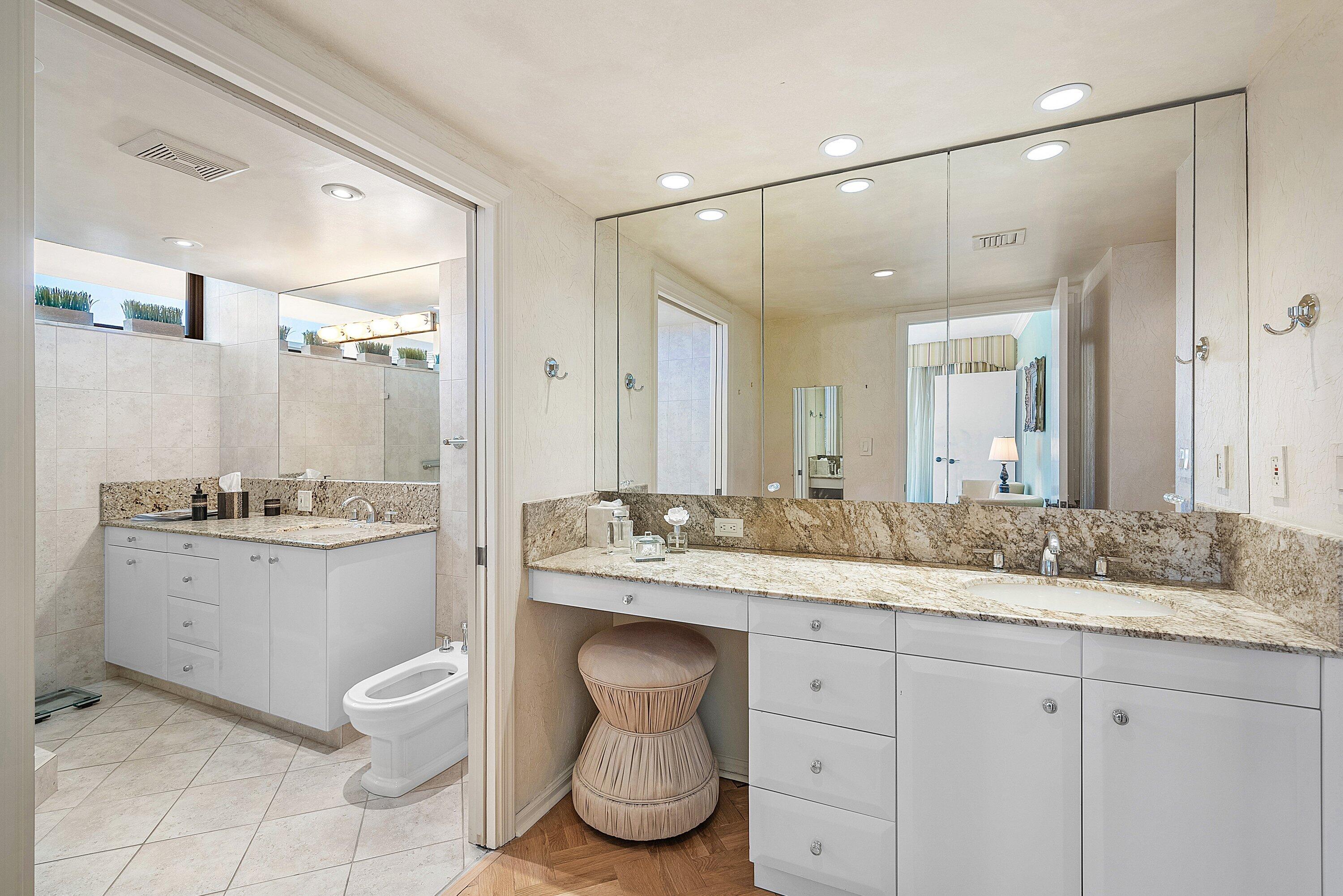 TWENTY SIX HUNDRED CONDO - Residential