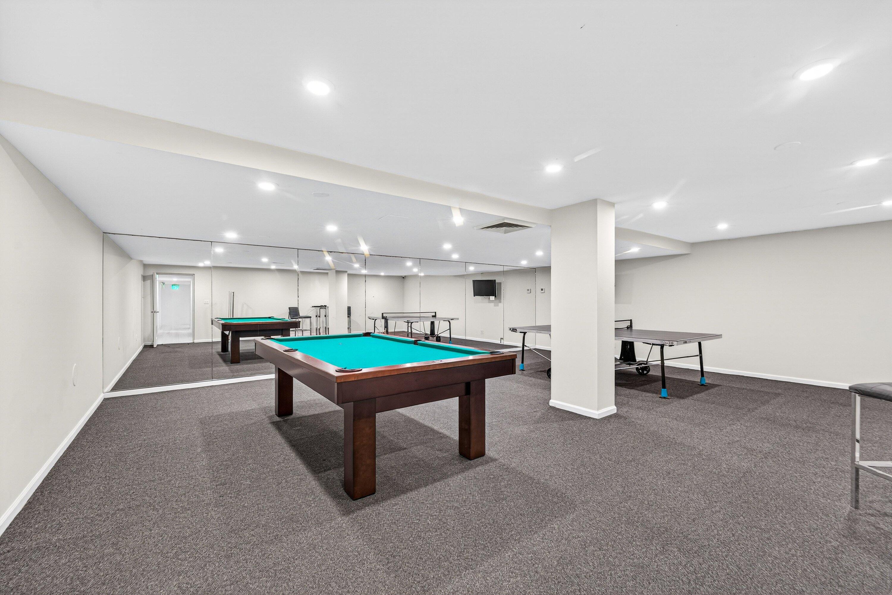 TWENTY SIX HUNDRED CONDO - Residential