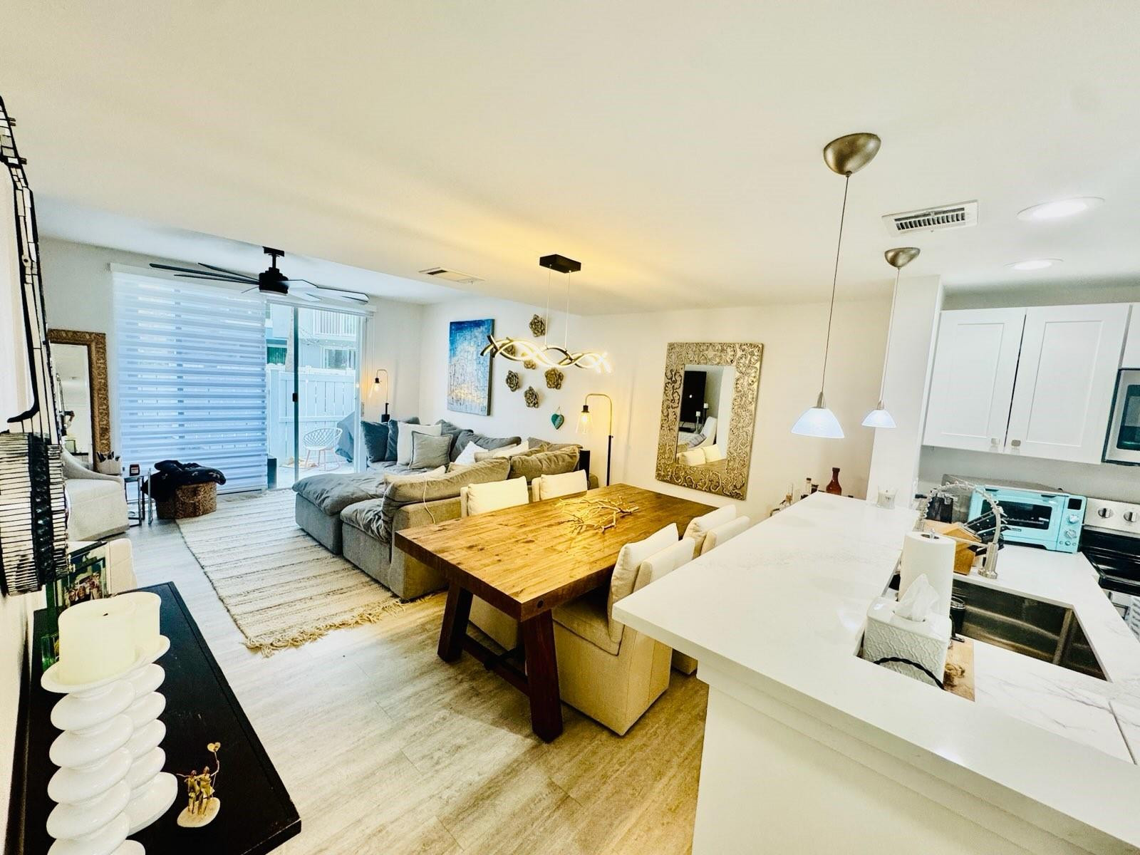 1010 E Jeffery Street