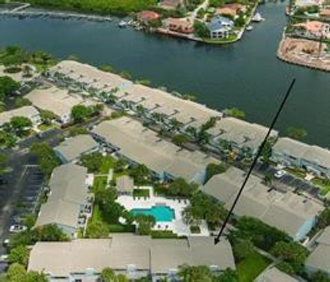 Palm Beach County Homes in Gated Communities For Sale 72 1010 E Jeffery Street Boca Raton FL 33487