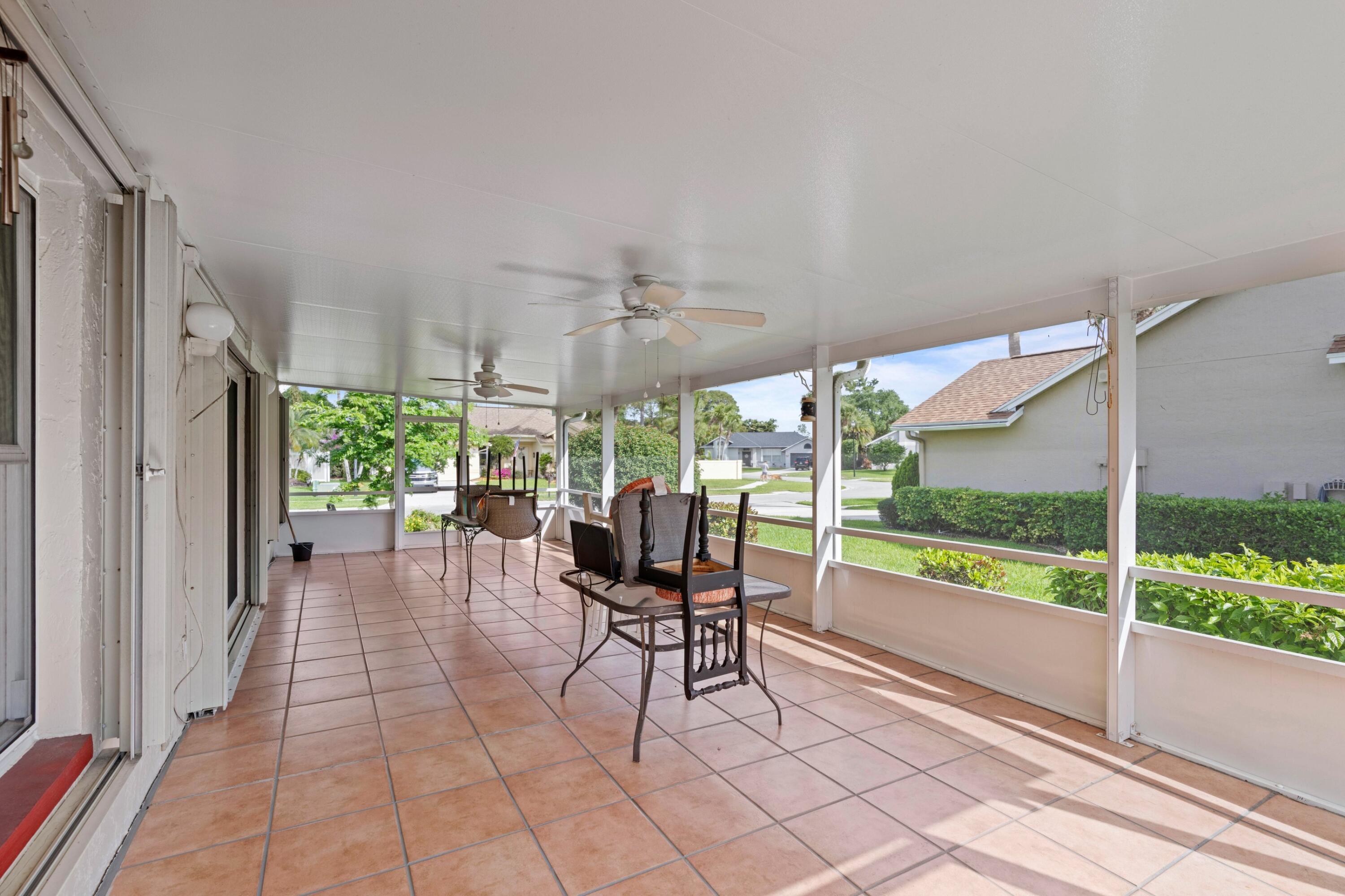 WOODS WALK 2 - Residential