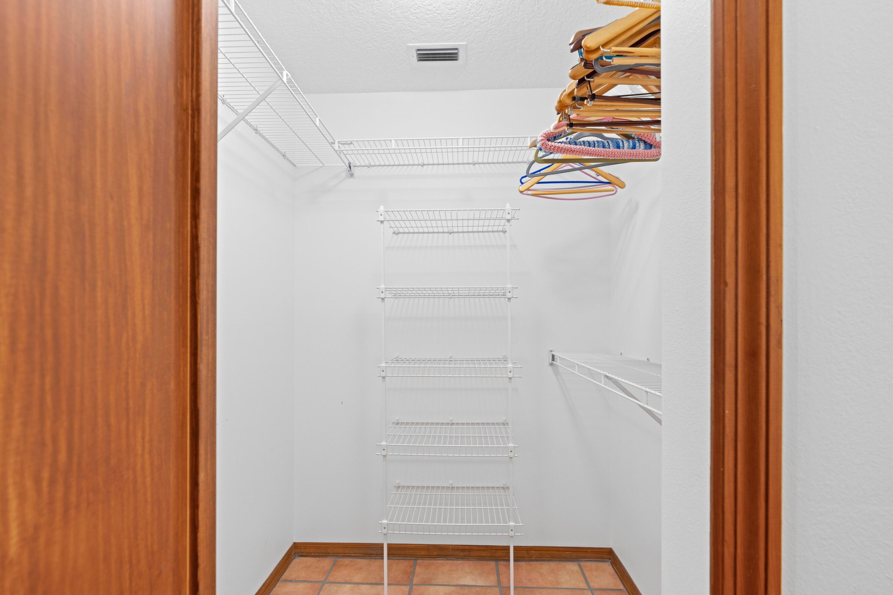 WOODS WALK 2 - Residential