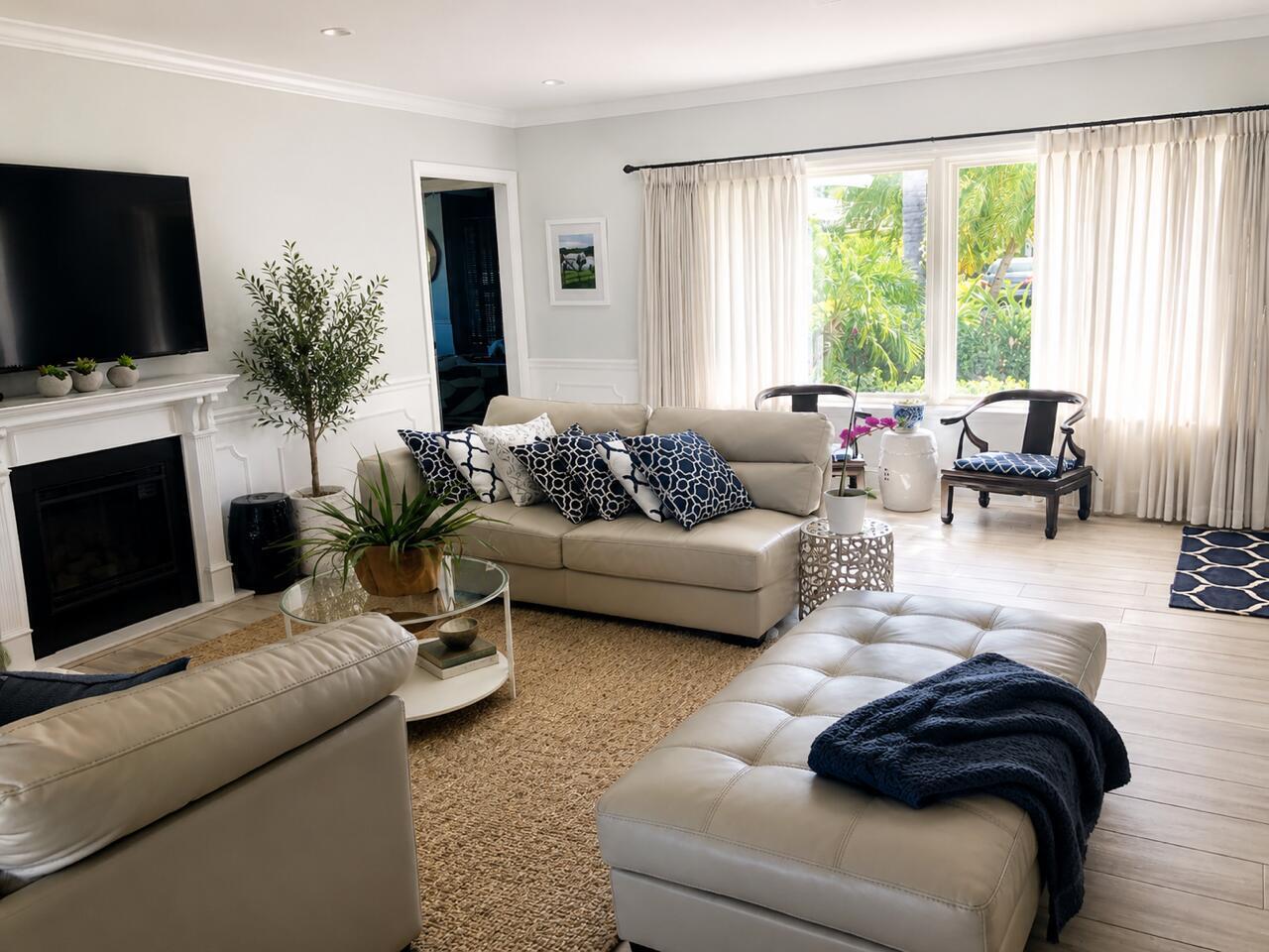 1111 Pepperridge Terrace, Boca Raton, FL, 33486/$1,890,000 3 1111 Pepperridge Terrace