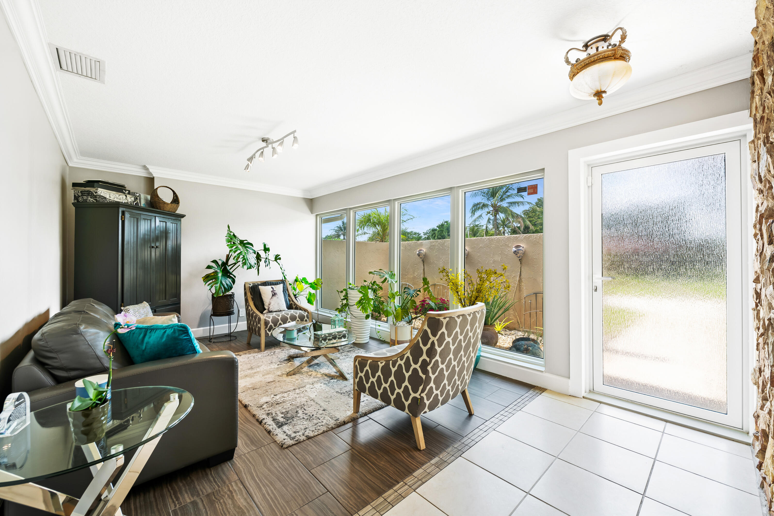 10751 NW 43rd Court