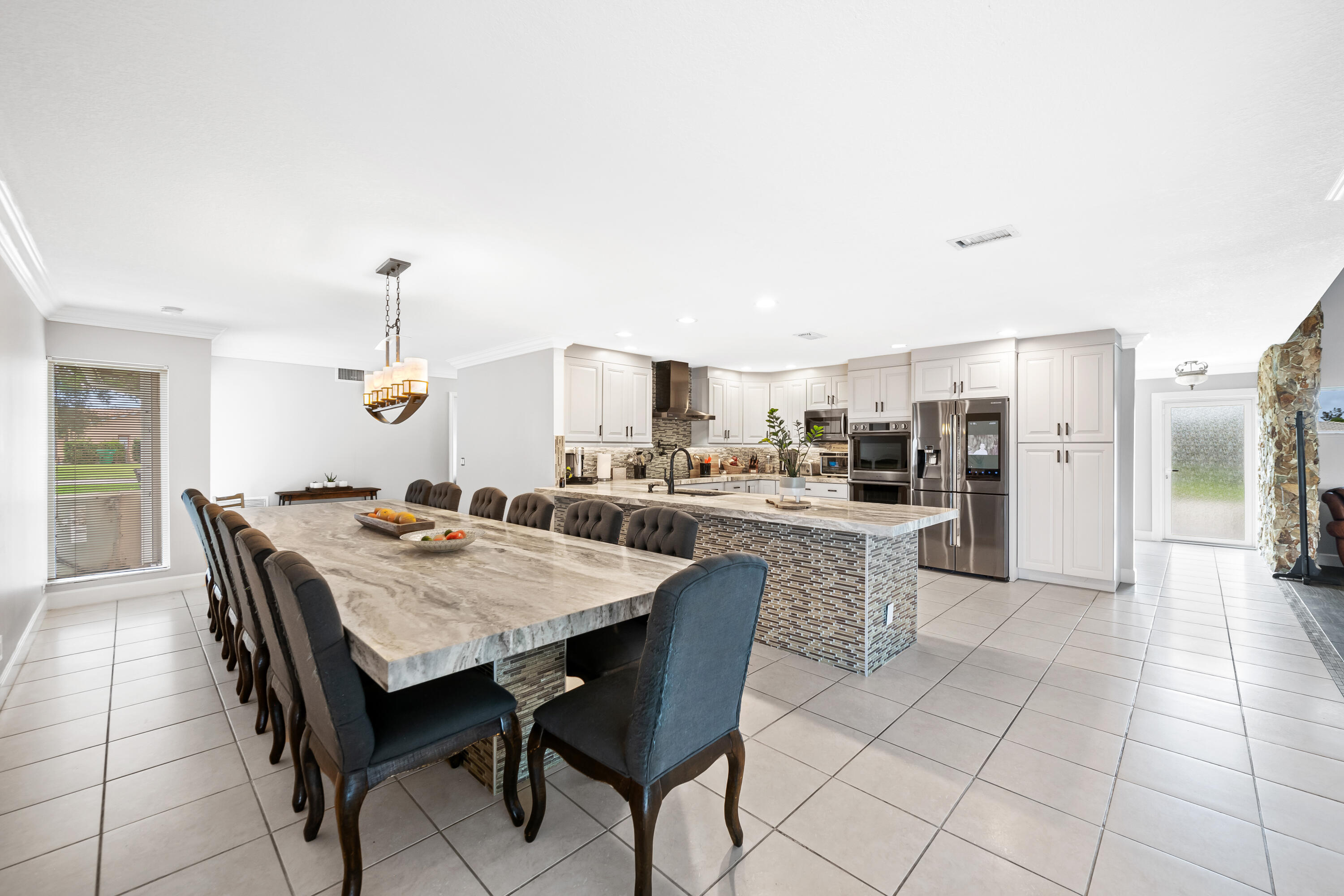 10751 NW 43rd Court