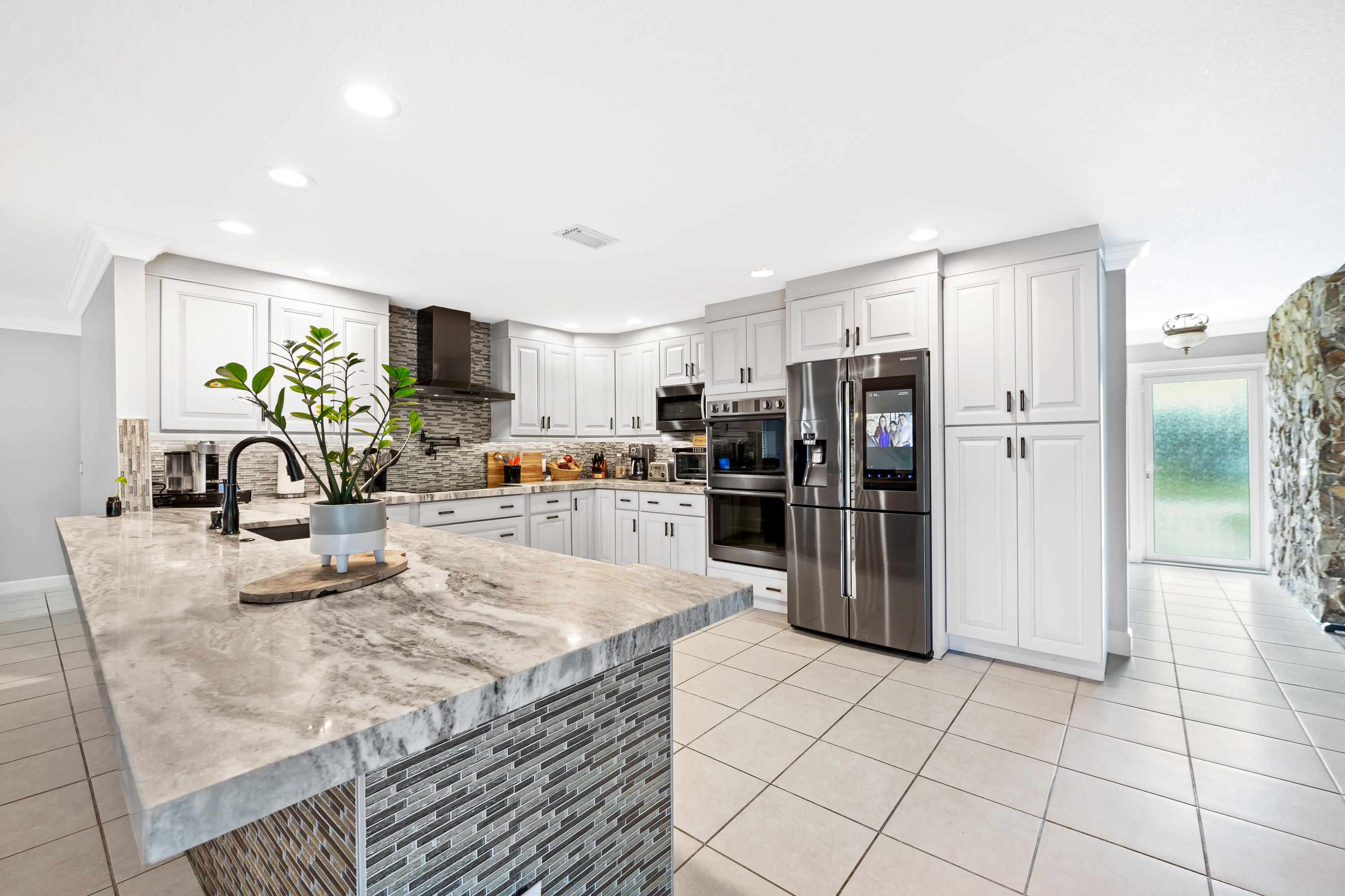10751 NW 43rd Court