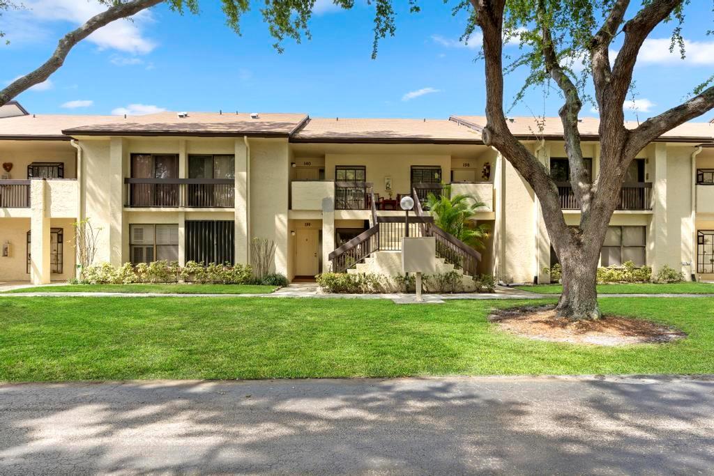 Meadowridge East - Residential