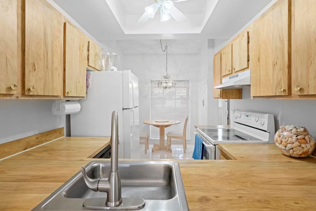 Meadowridge East - Residential