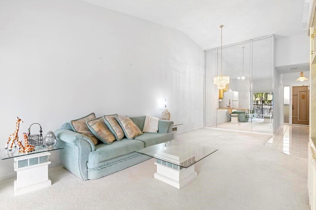 Meadowridge East - Residential