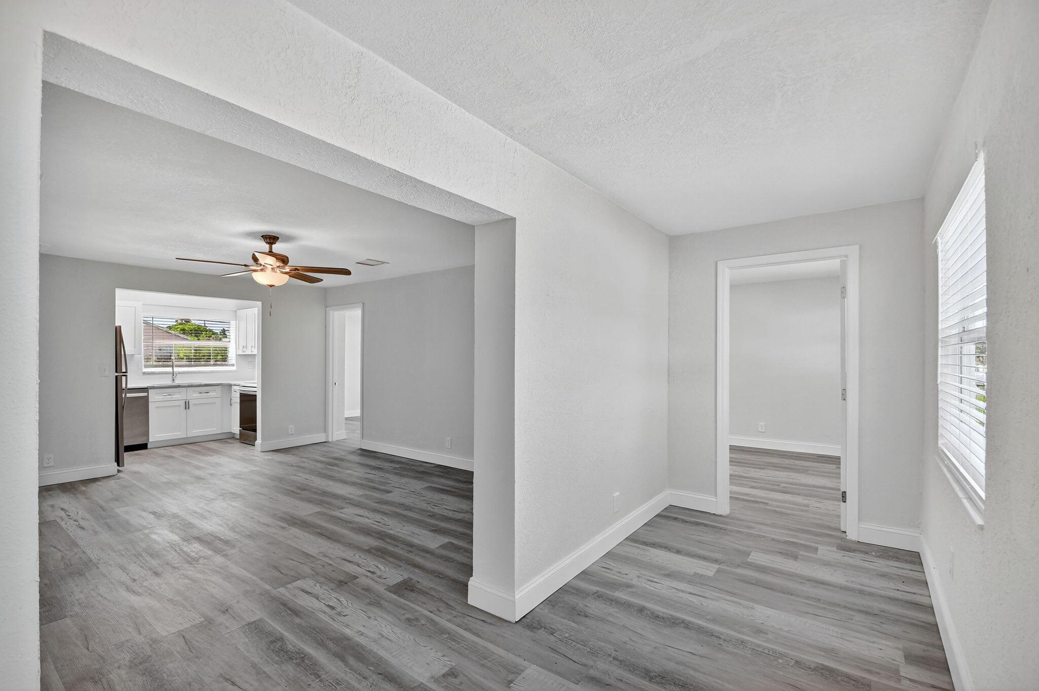 1373 W 30th Street