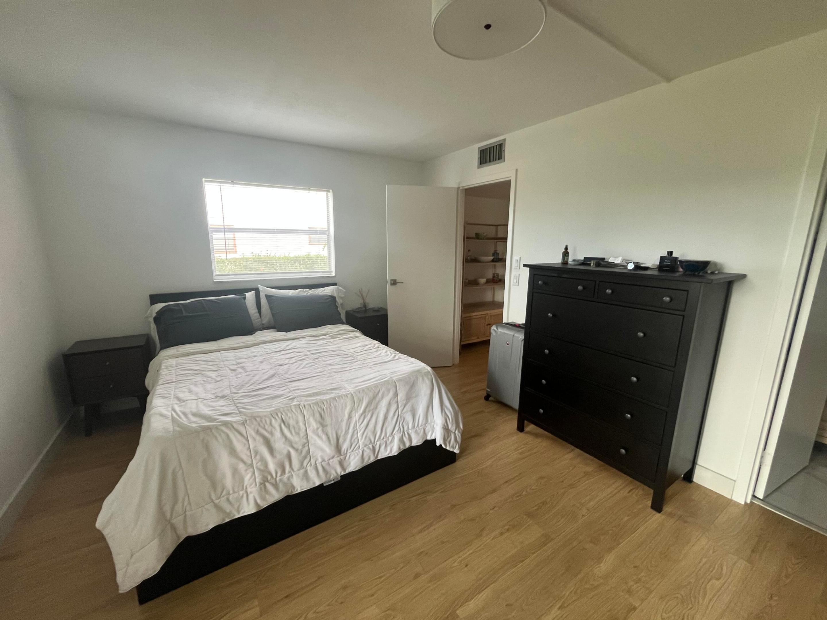 KINGS POINT - Residential Lease
