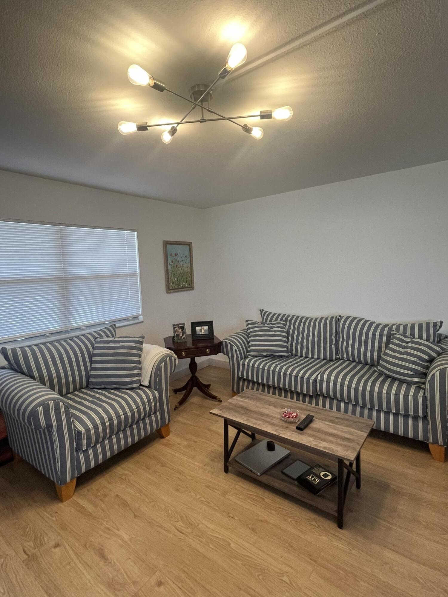 KINGS POINT - Residential Lease