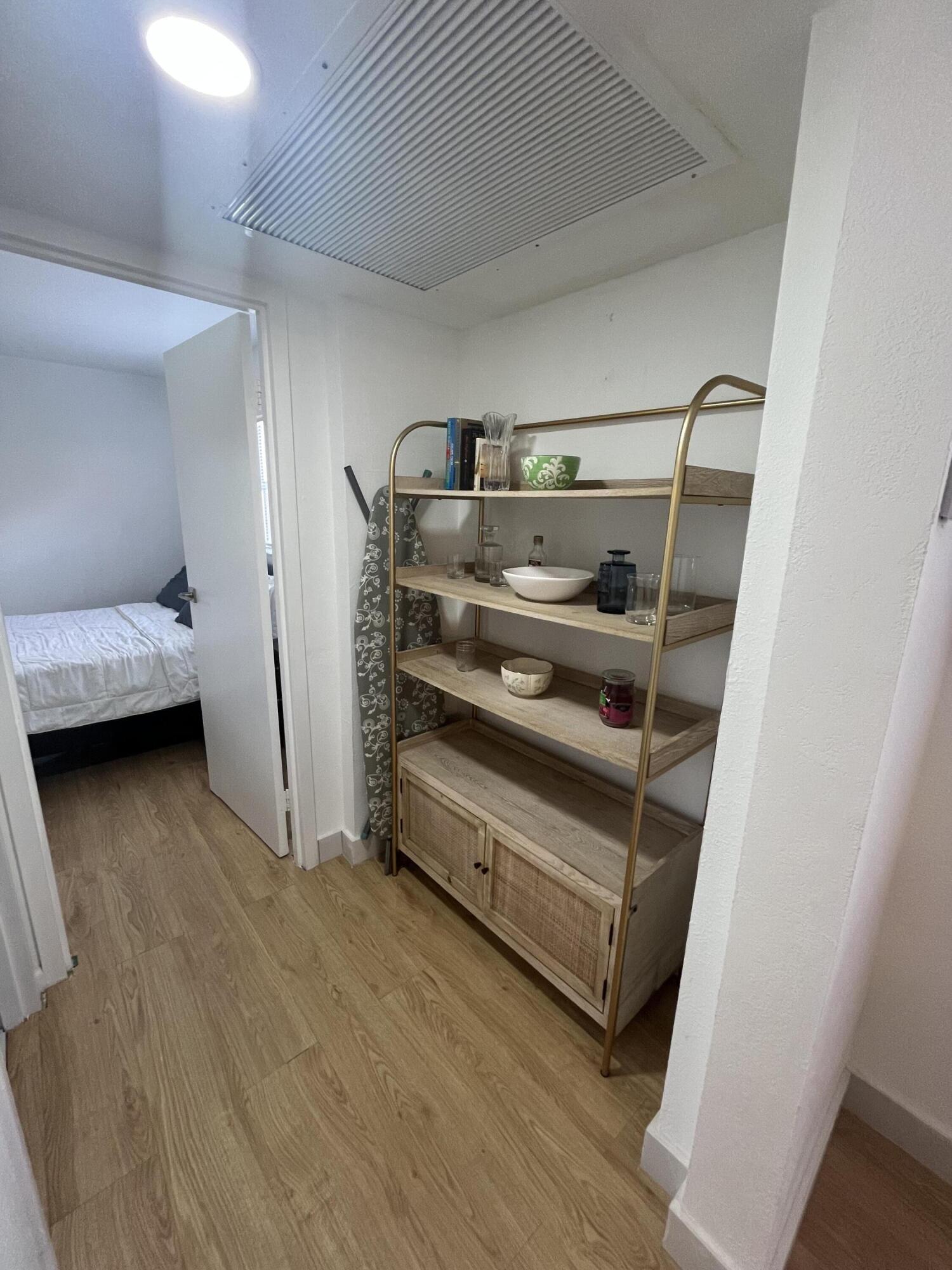 KINGS POINT - Residential Lease