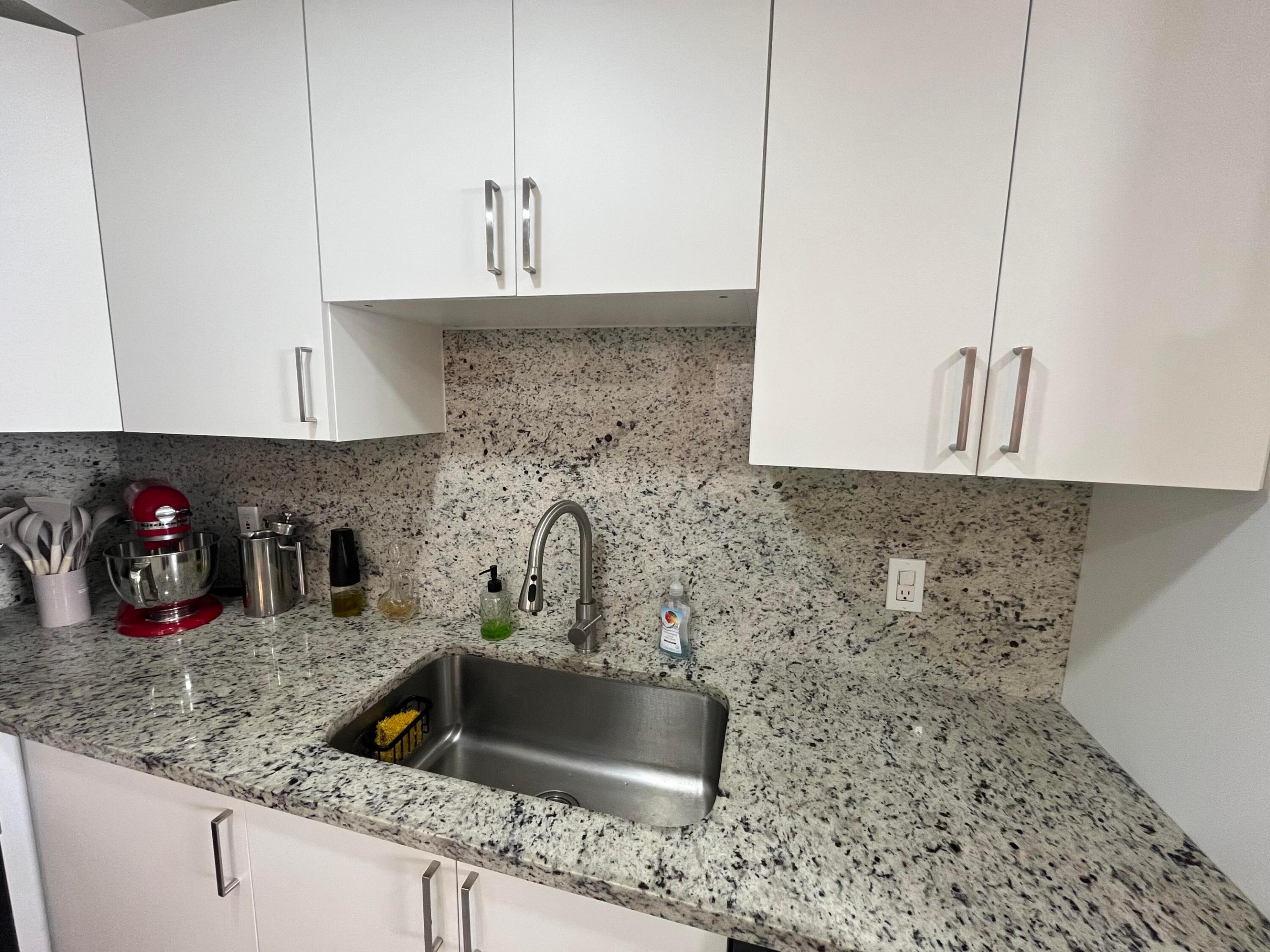 KINGS POINT - Residential Lease