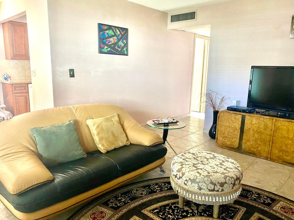 Photo of 64 Flanders B #64, Delray Beach, FL 33484 (MLS # R11154310)