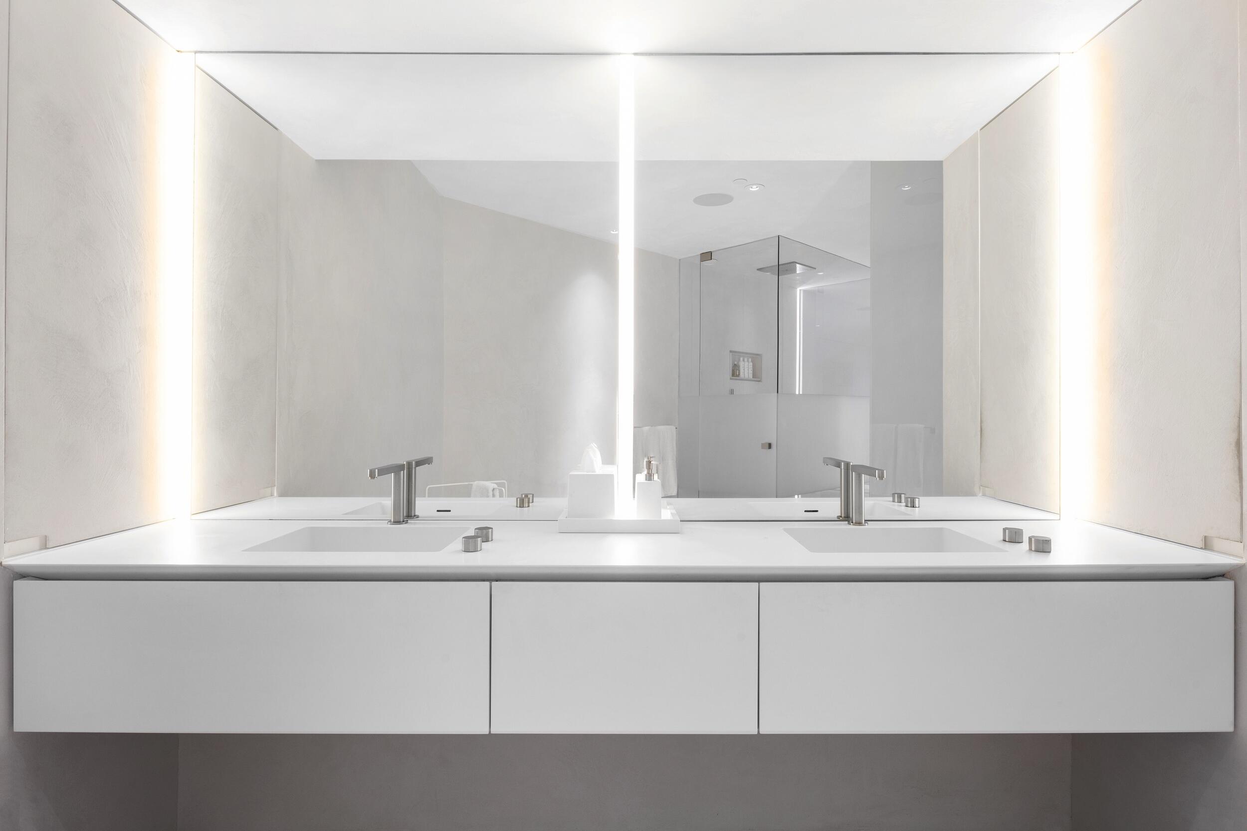 PALM BEACH HAMPTON CONDO - Residential