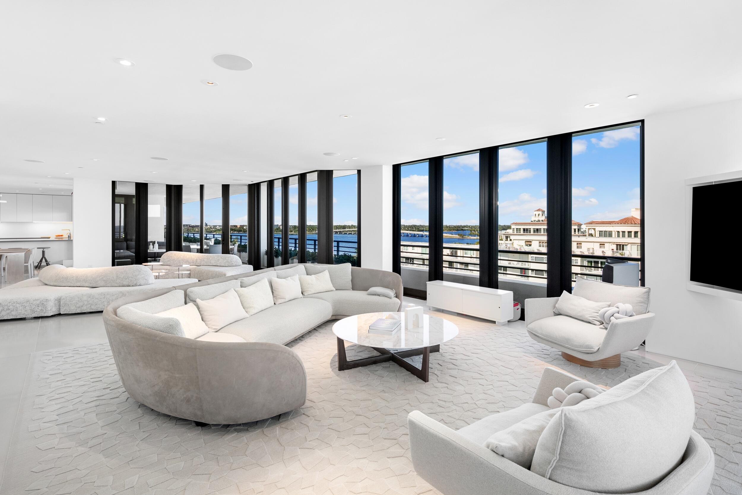 PALM BEACH HAMPTON CONDO - Residential