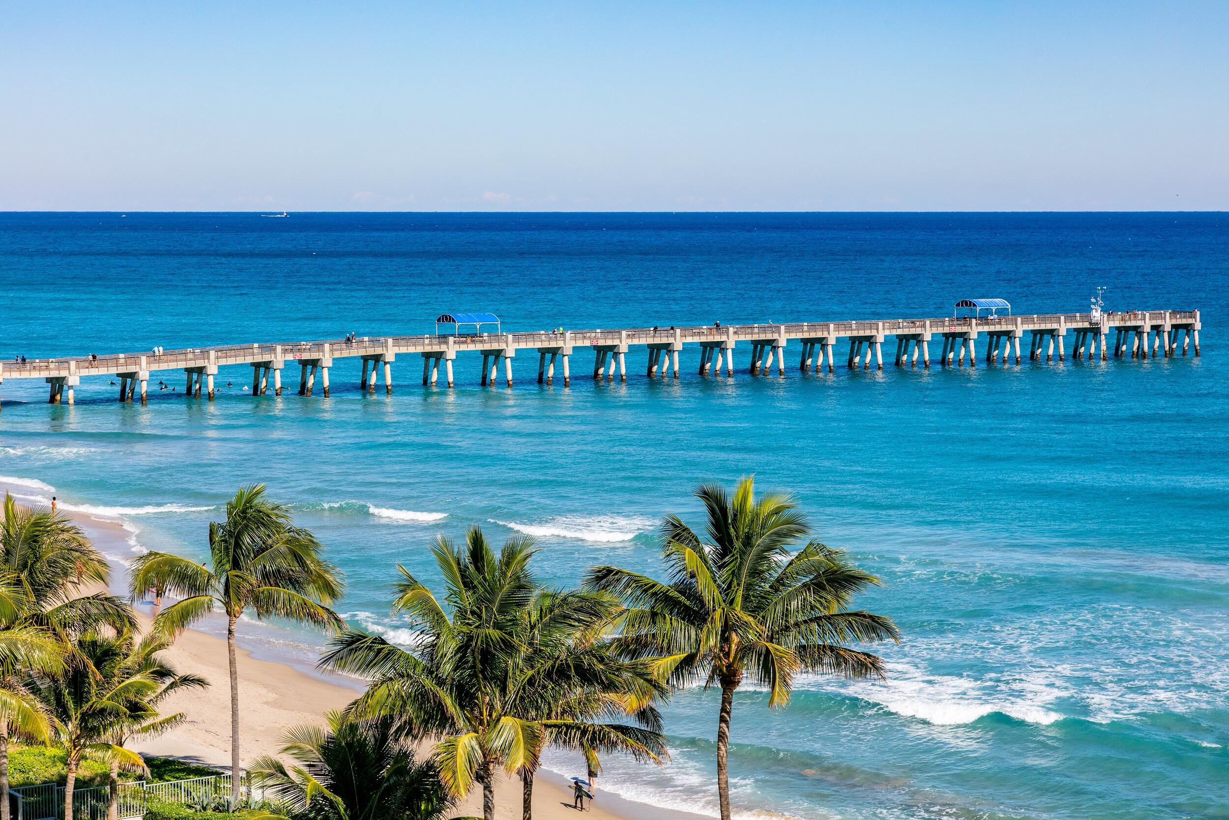 PALM BEACH HAMPTON CONDO - Residential