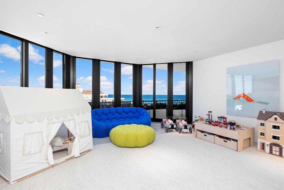 PALM BEACH HAMPTON CONDO - Residential