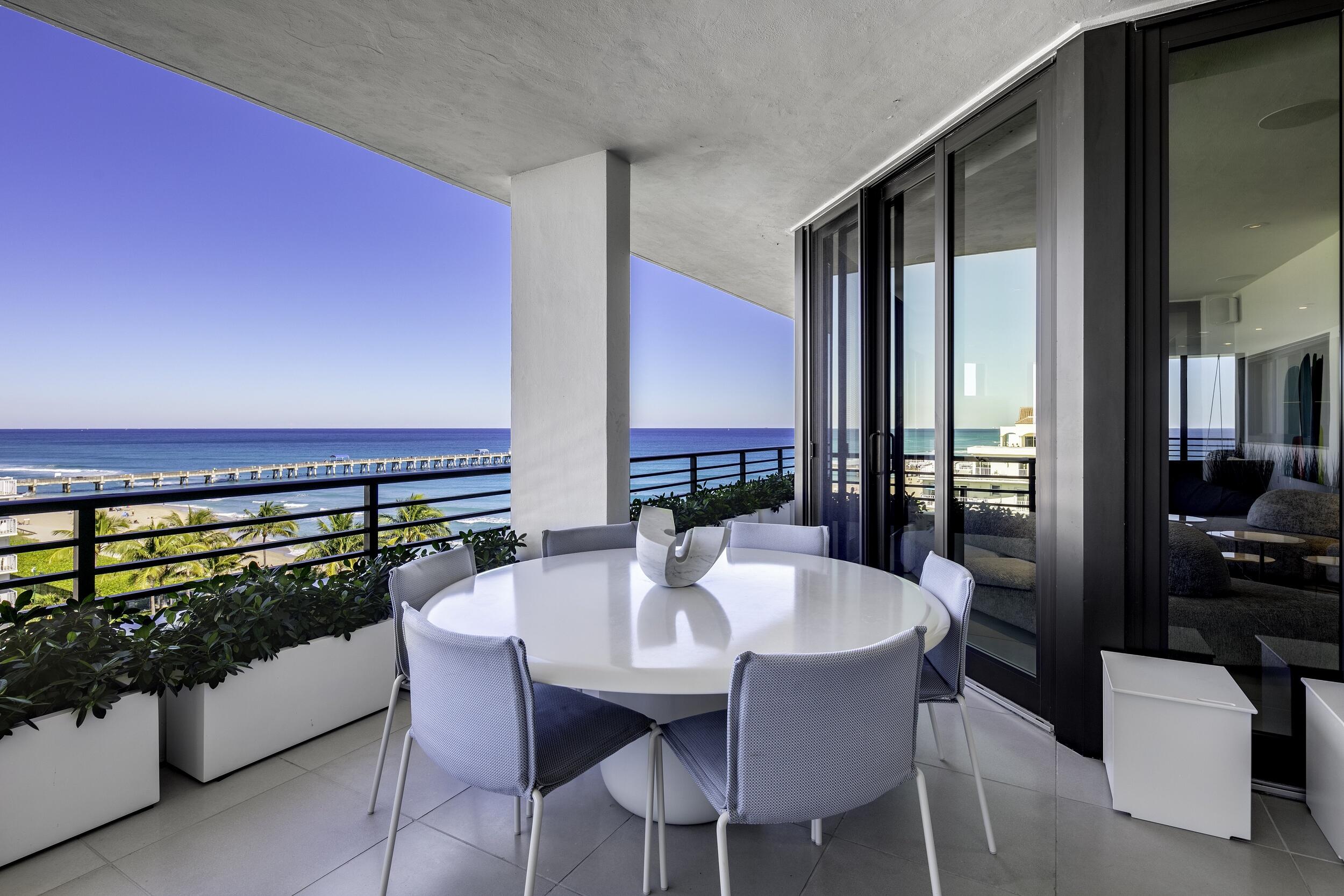PALM BEACH HAMPTON CONDO - Residential