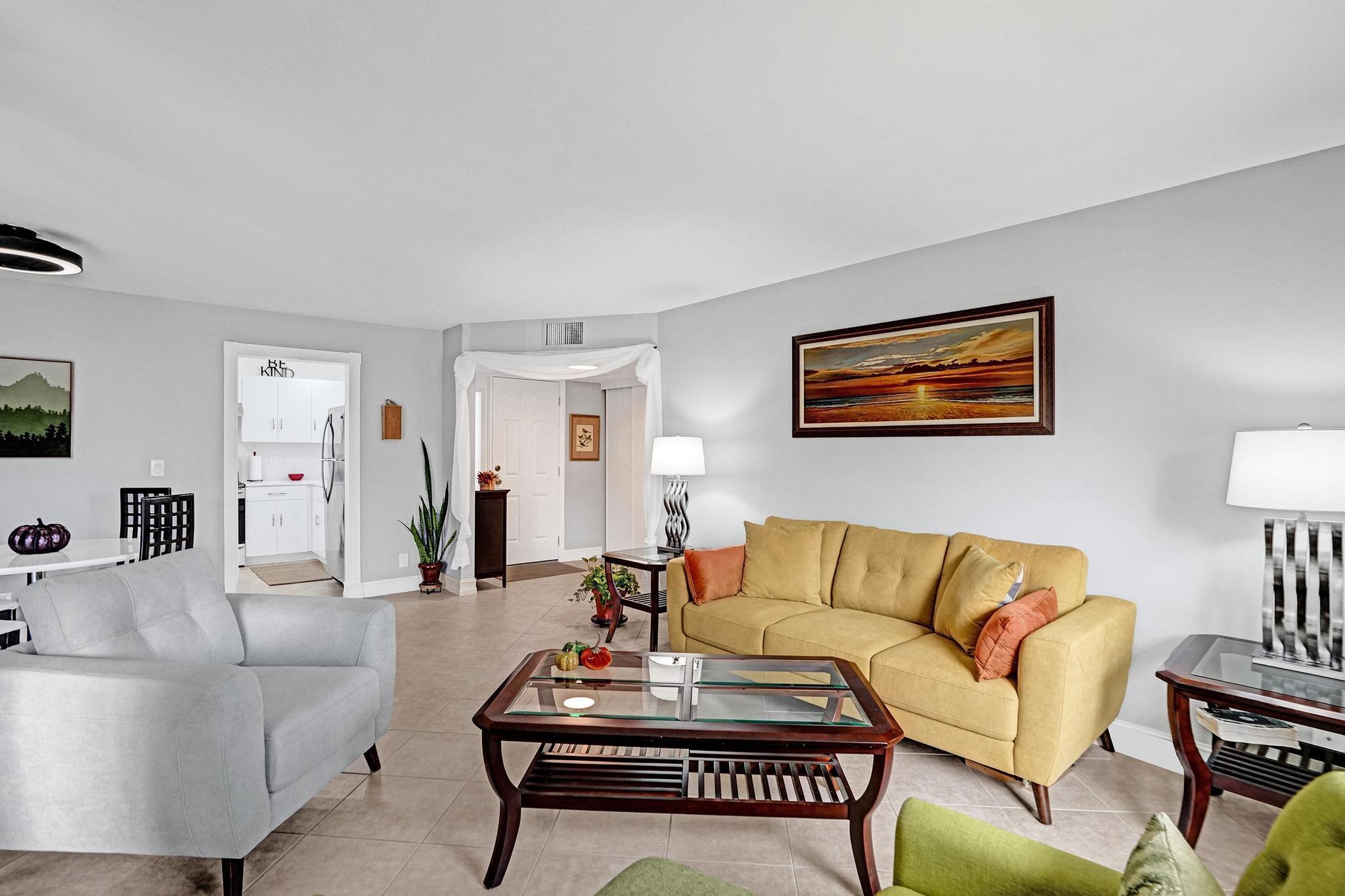 2790 Carambola Circle S 1962