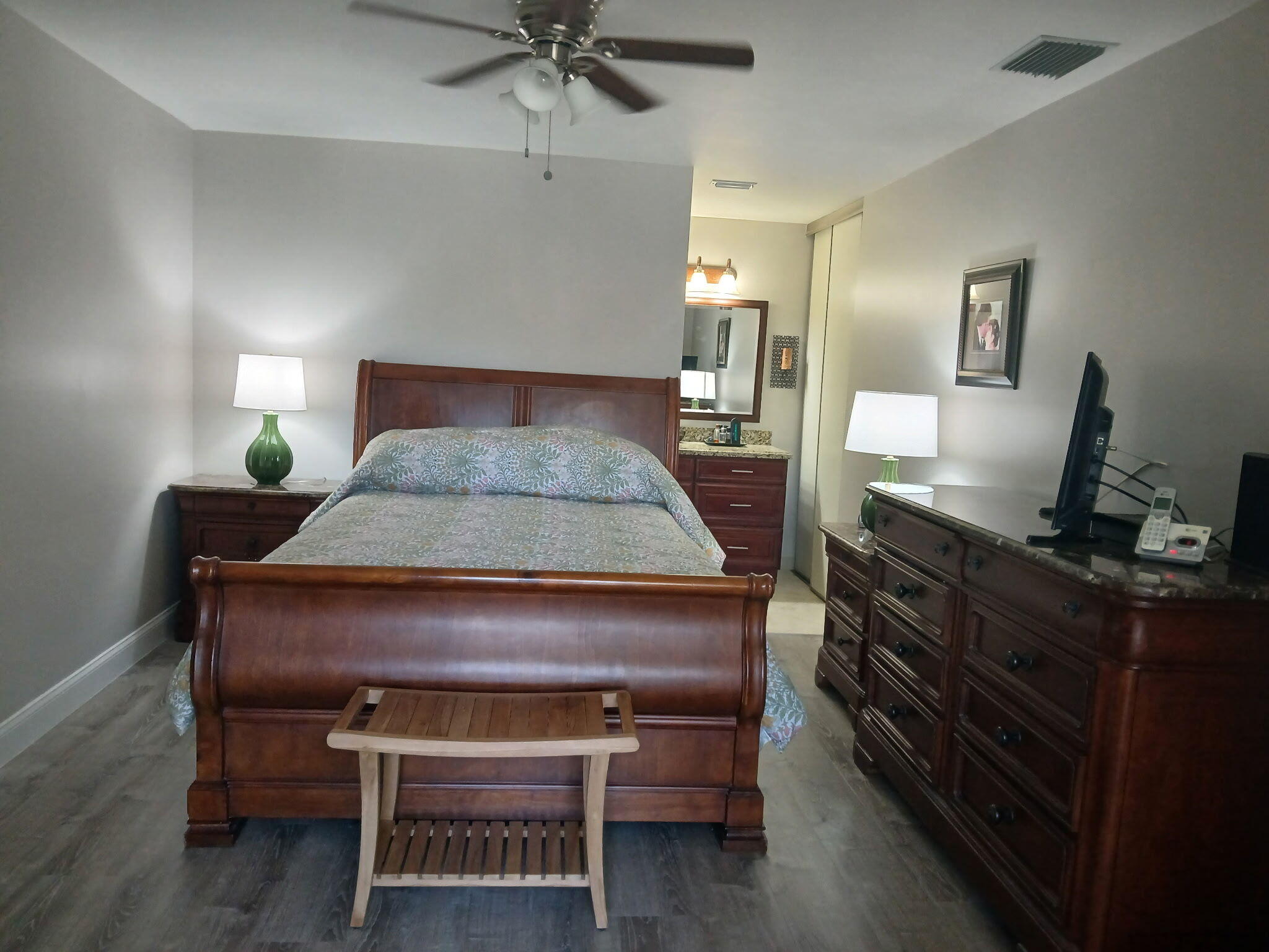 APPLEWOOD VILLAGE II-B CONDO - Residential