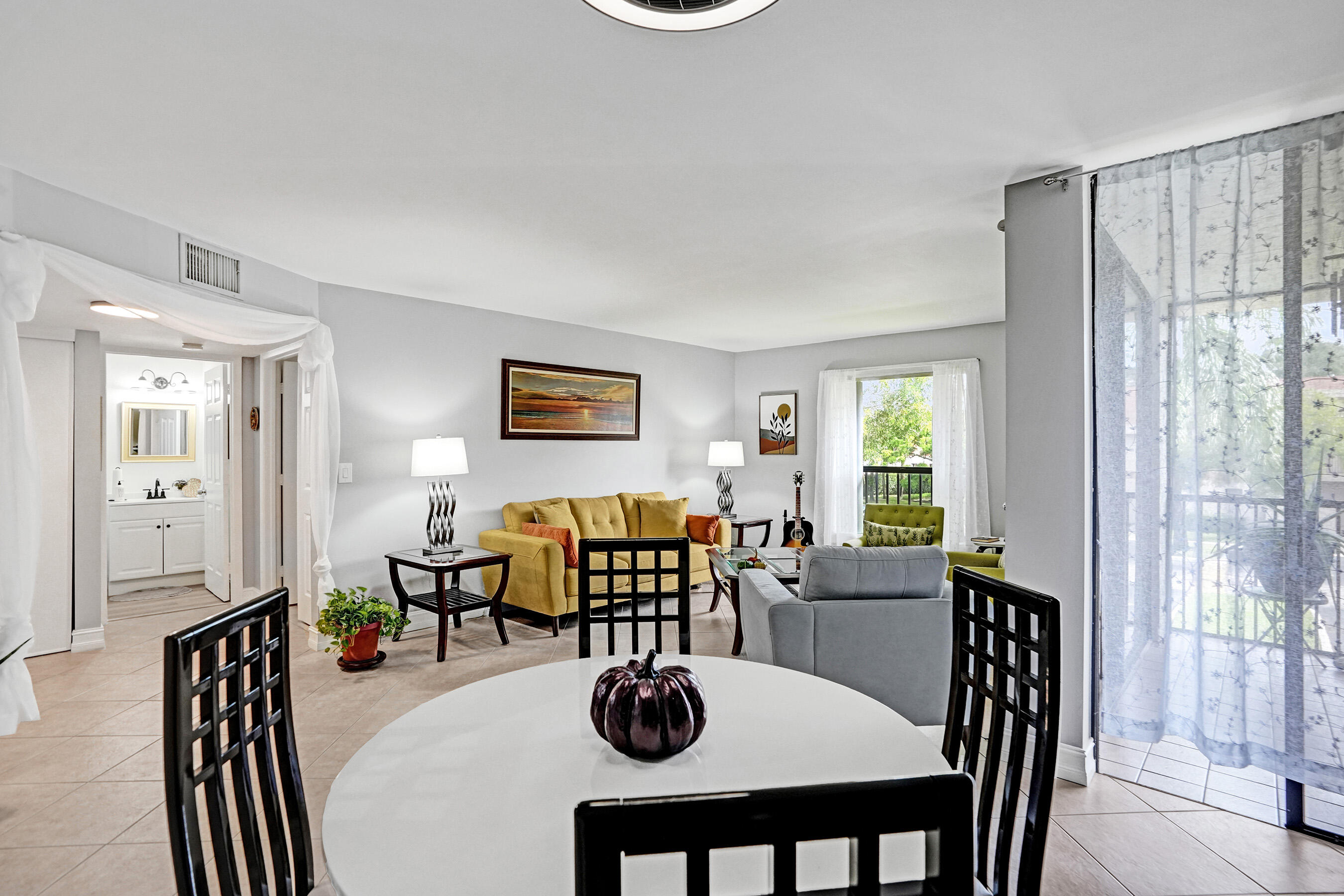 2790 Carambola Circle S 1962