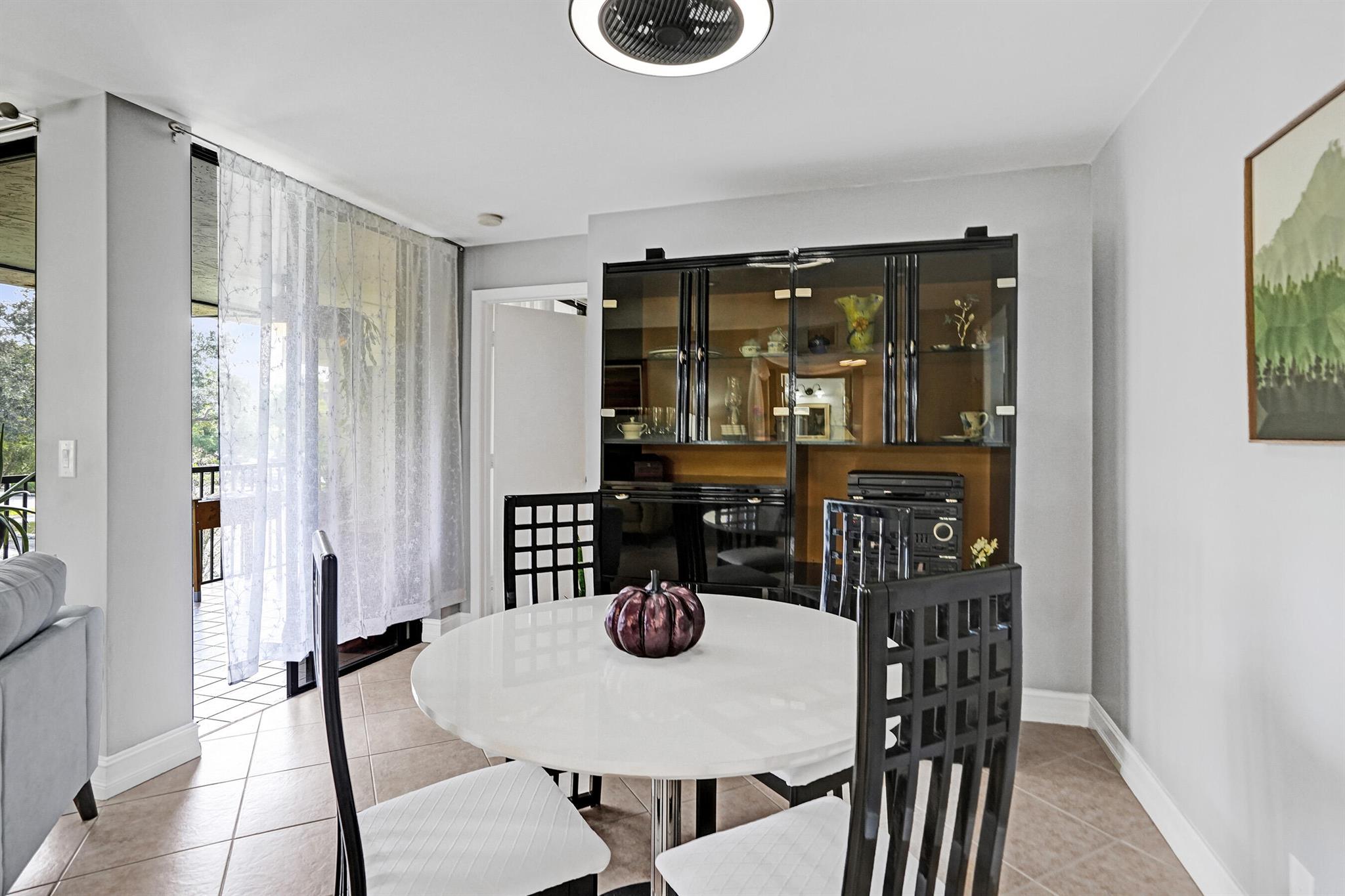 2790 Carambola Circle S 1962