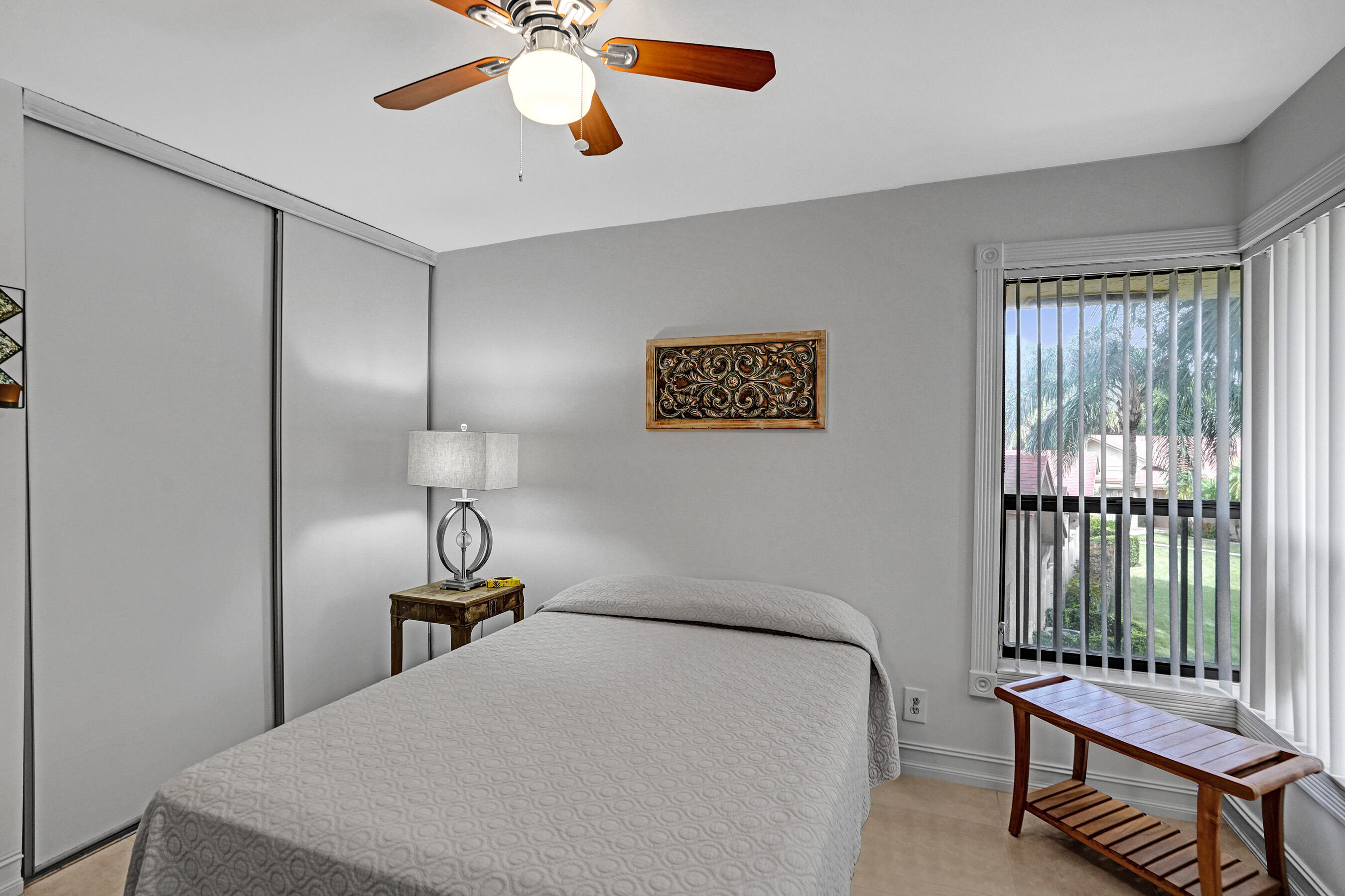 APPLEWOOD VILLAGE II-B CONDO - Residential