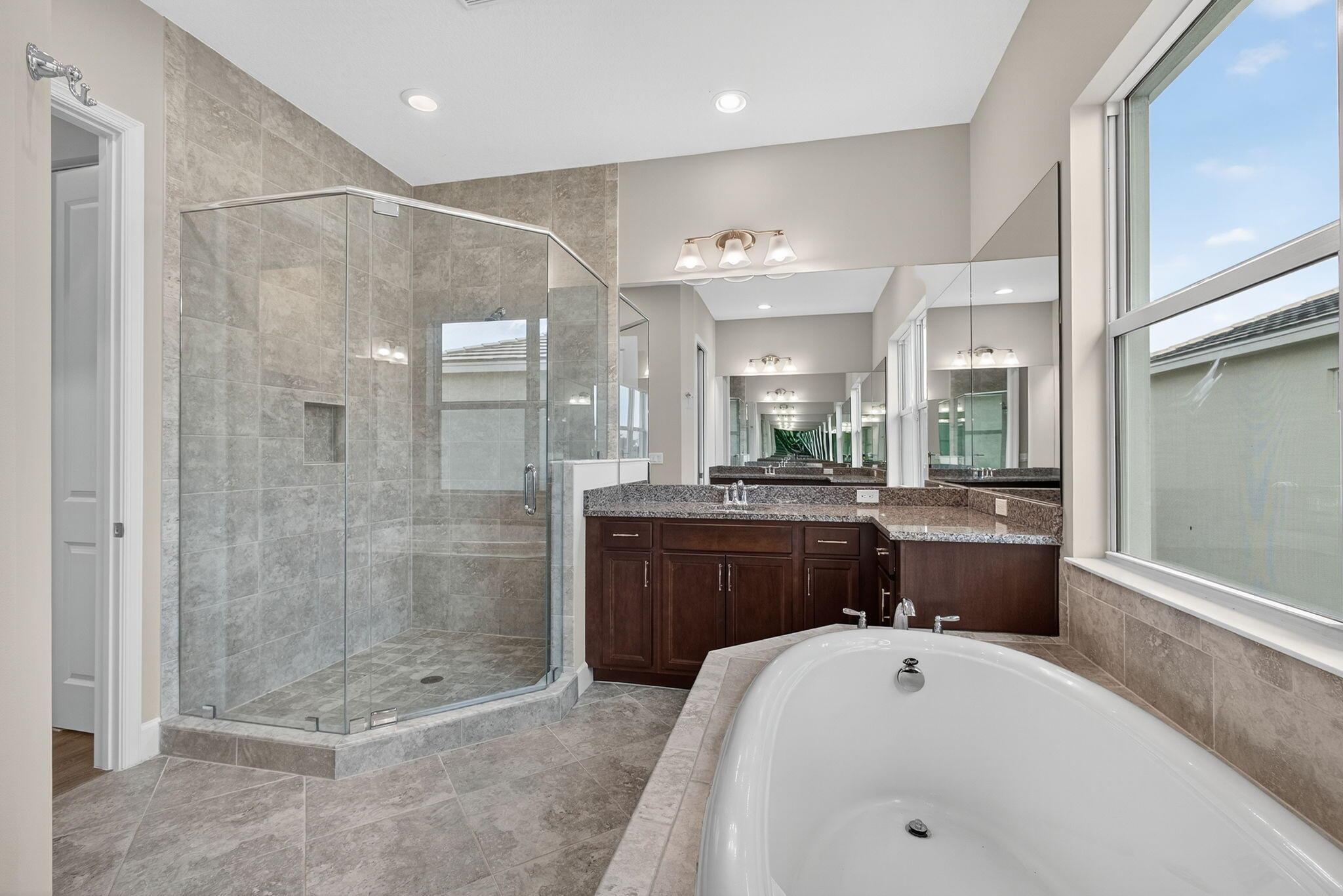 ORCHARDS OF WESTLAKE PHAS - Residential
