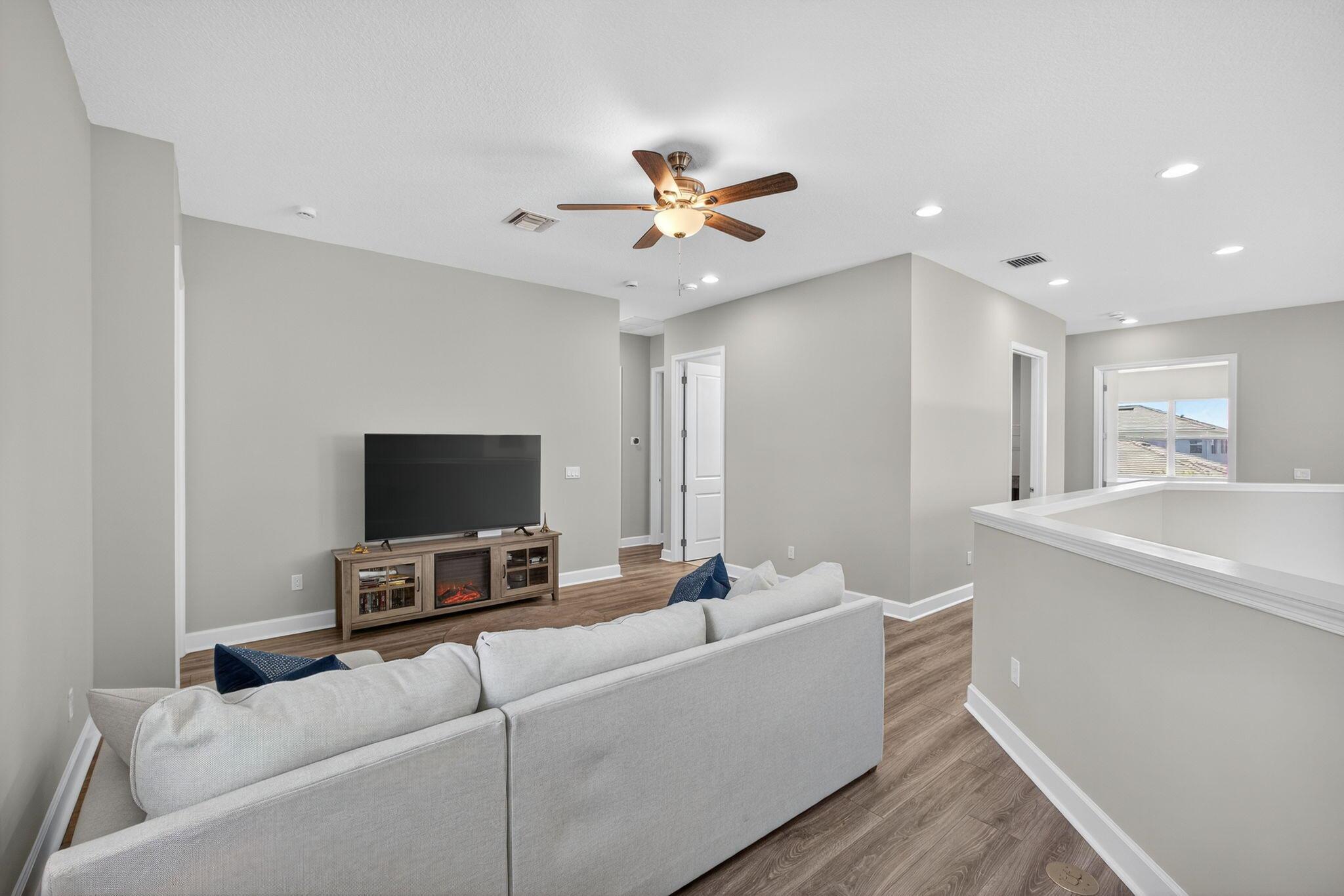 ORCHARDS OF WESTLAKE PHAS - Residential