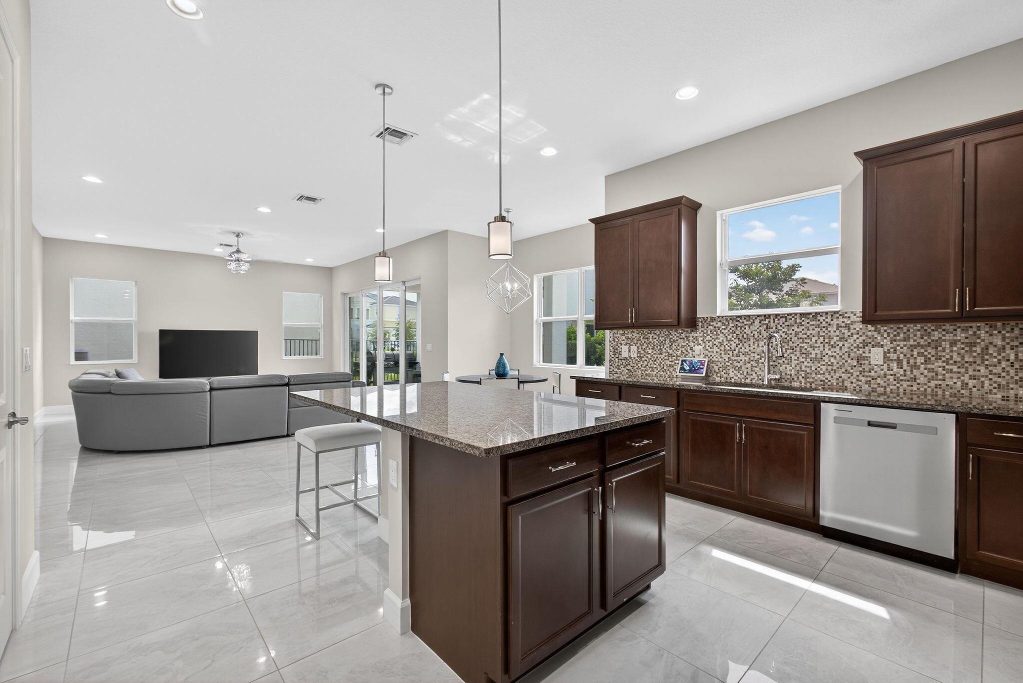 ORCHARDS OF WESTLAKE PHAS - Residential