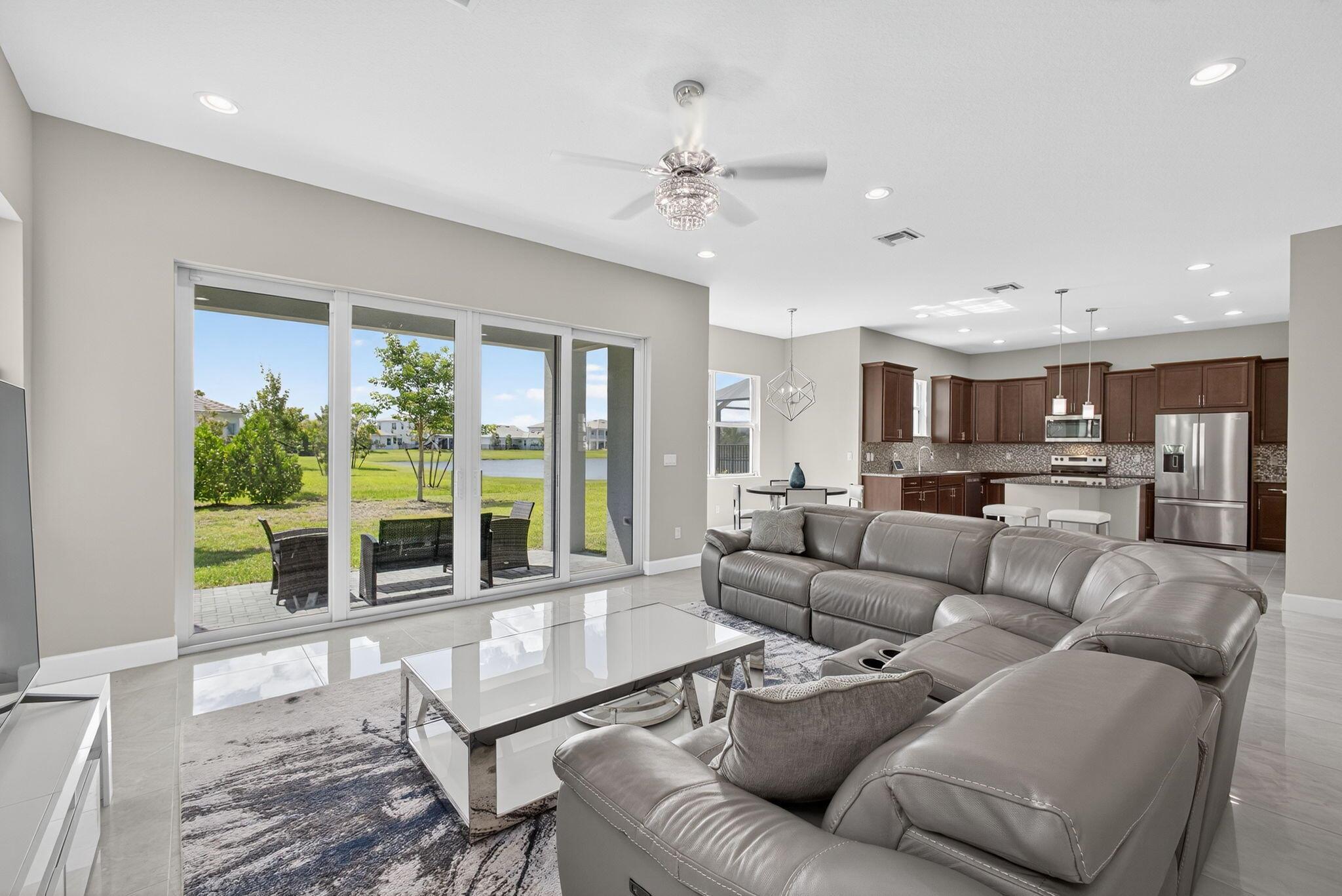 ORCHARDS OF WESTLAKE PHAS - Residential