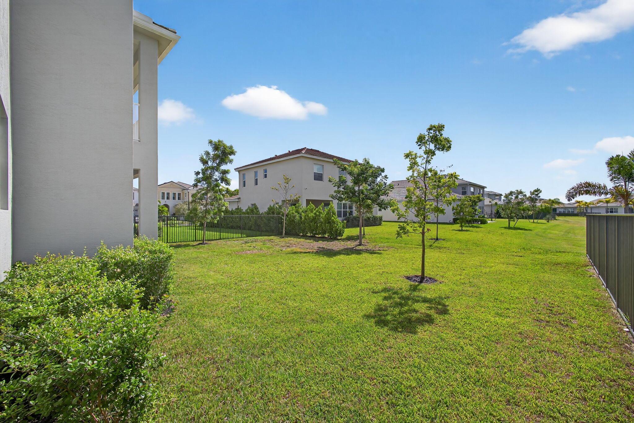 ORCHARDS OF WESTLAKE PHAS - Residential