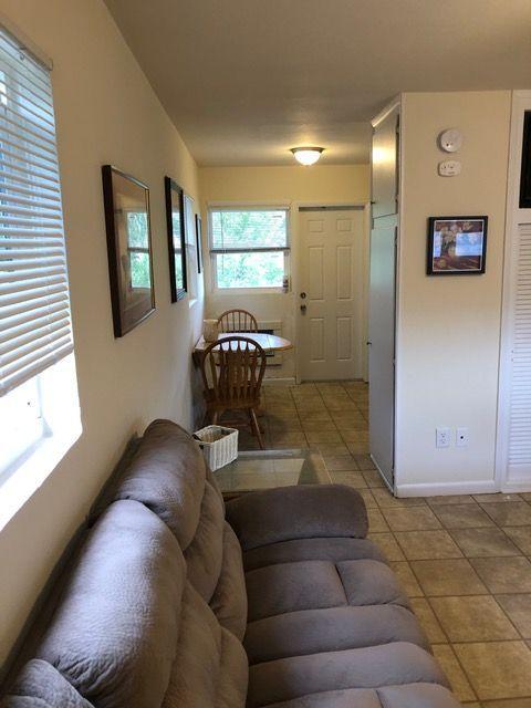 TROPICAL BEACH - Residential Lease