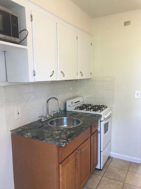 TROPICAL BEACH - Residential Lease