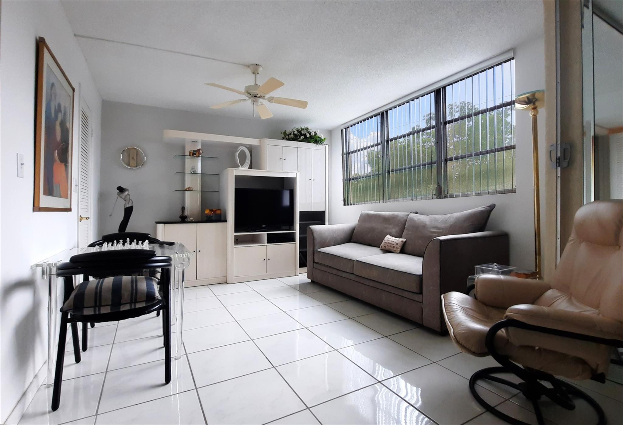 Hollybrook Golf & Tennis - Residential