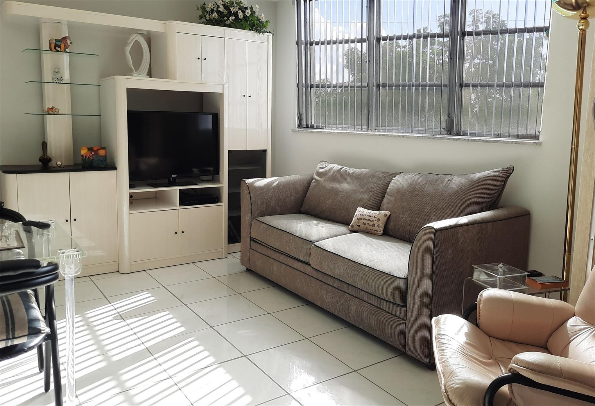 Hollybrook Golf & Tennis - Residential