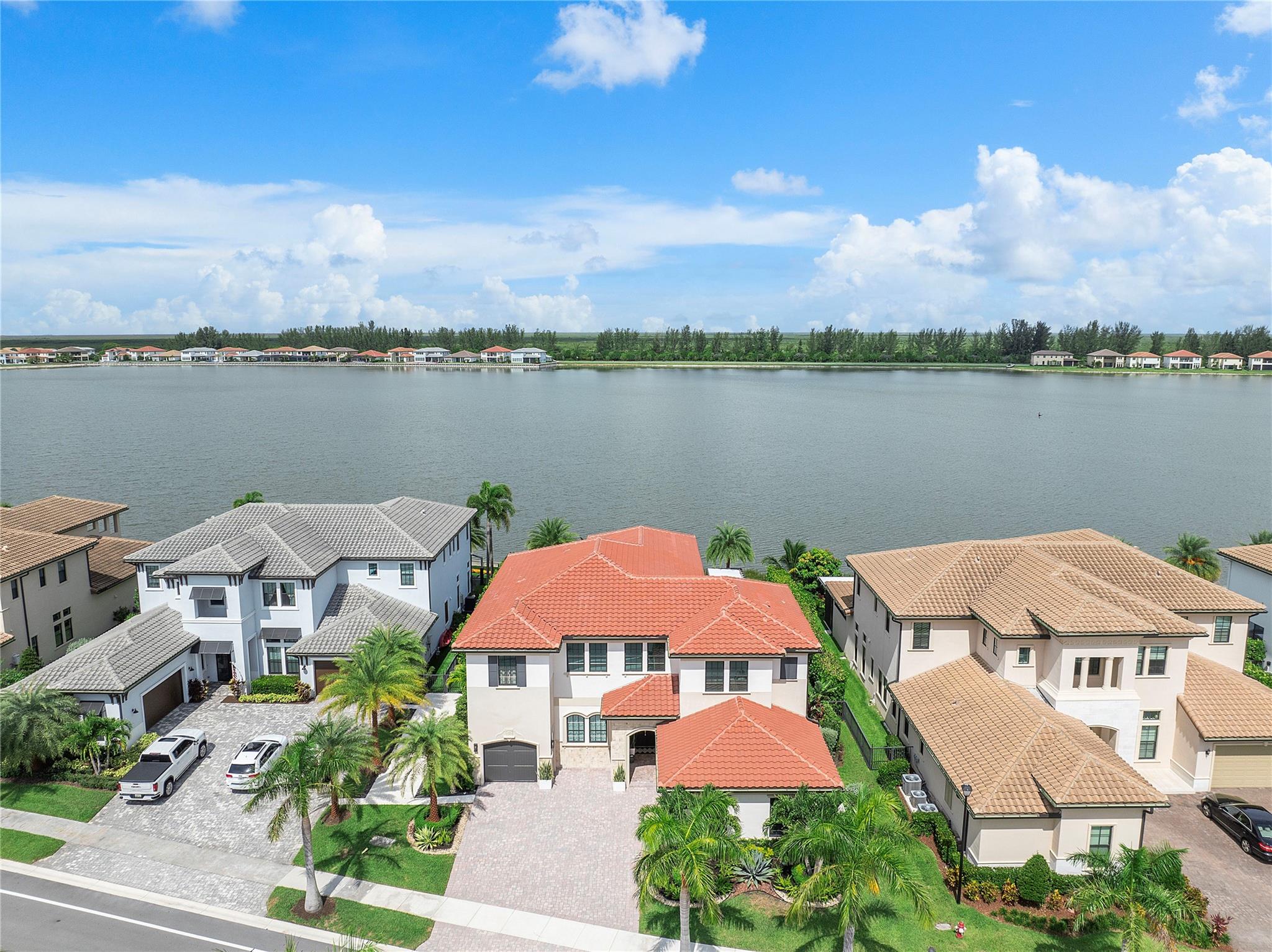 Parkland Bay - Residential