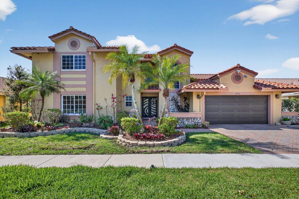 Photo of 10750 NW 18th Place, Plantation, FL 33322 (MLS # B26006946)