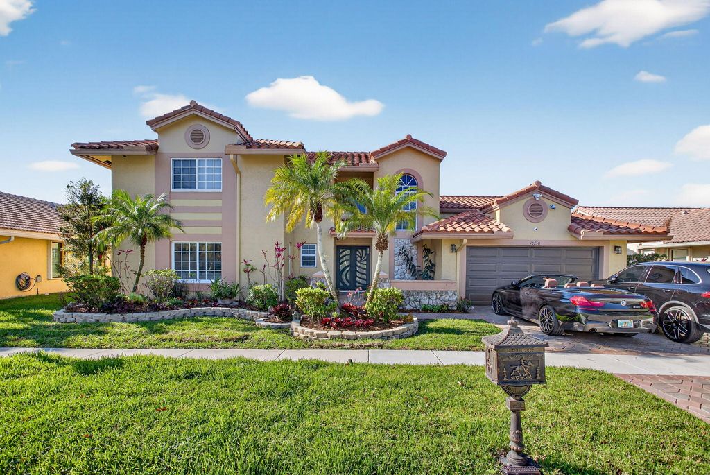 Photo of 10750 NW 18th Place, Plantation, FL 33322 (MLS # B26006946)